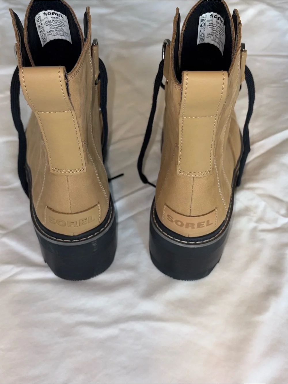 Sorel Waterproof Leather Bootie, size 10.5 Buff/Natural, Suede NWOTs